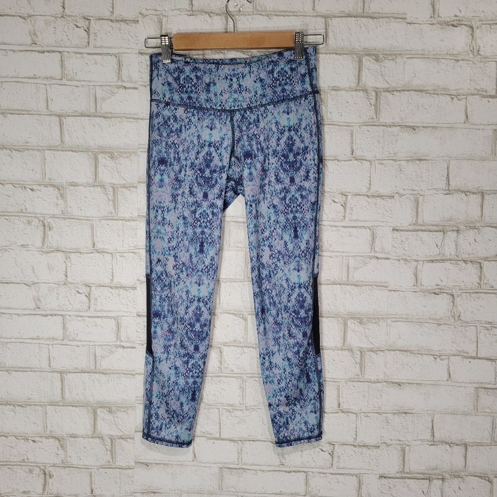Old Navy Active blue printed leggings
